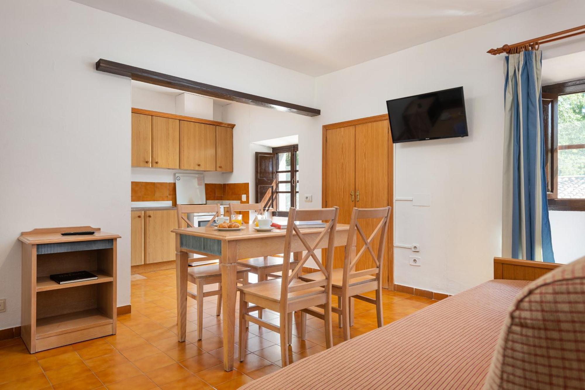 Santuari De Lluc Hotel Екстериор снимка