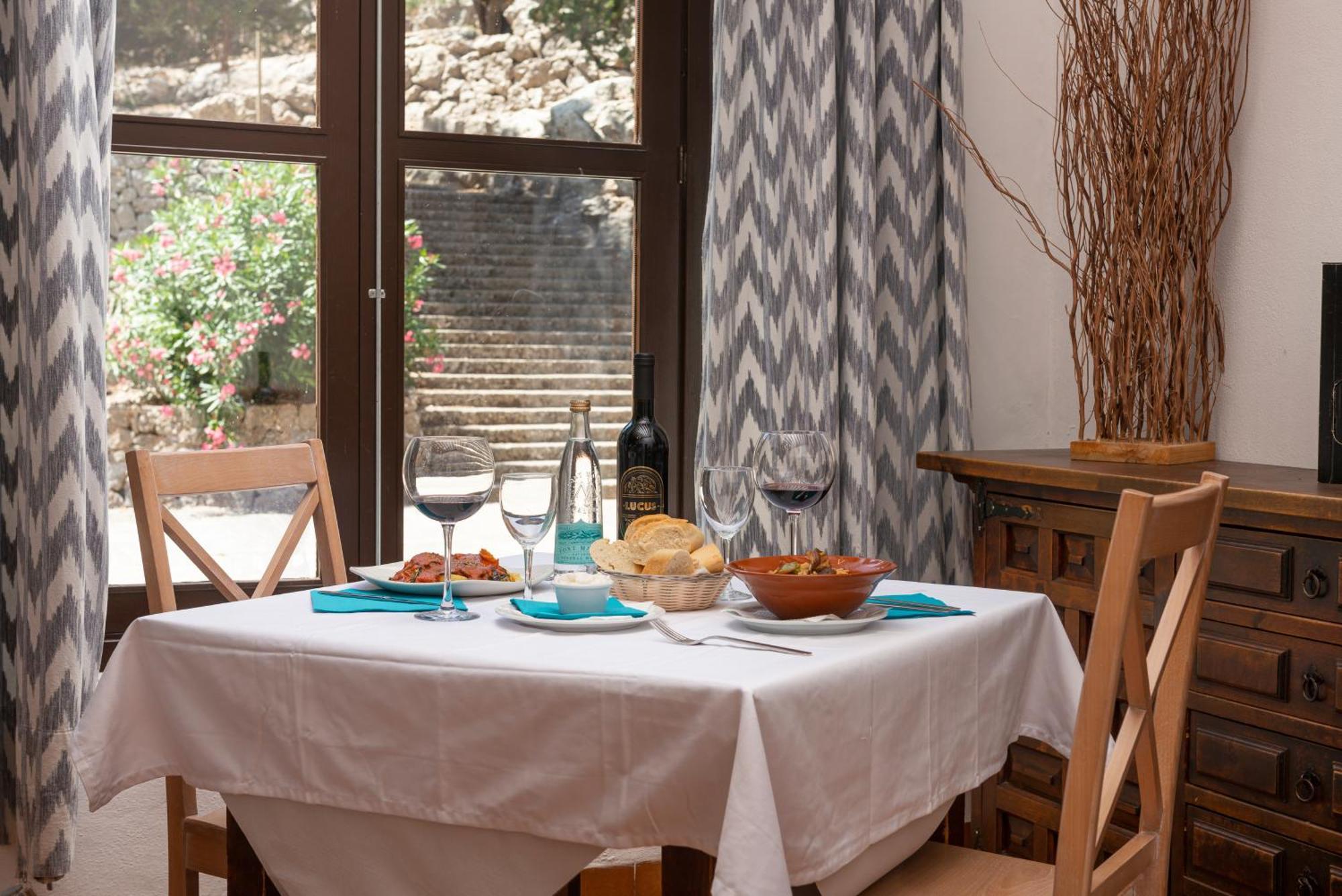 Santuari De Lluc Hotel Екстериор снимка