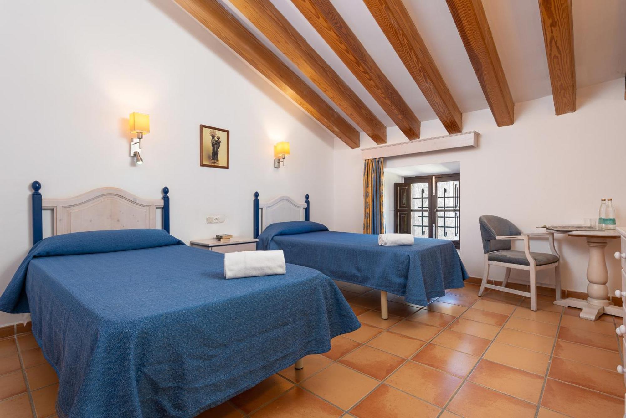 Santuari De Lluc Hotel Екстериор снимка